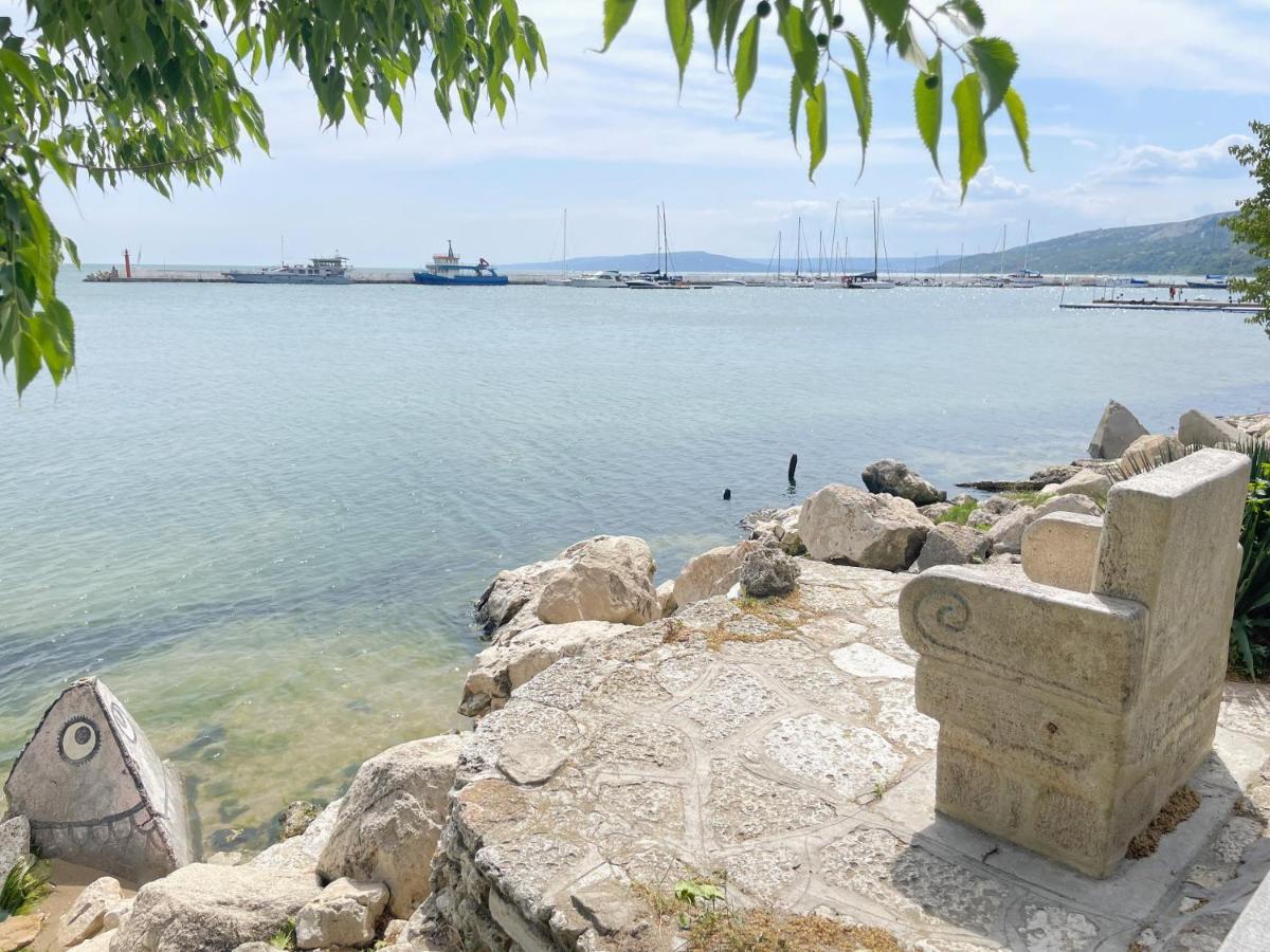 Family Hotel Morska Zvezda Balchik Ngoại thất bức ảnh