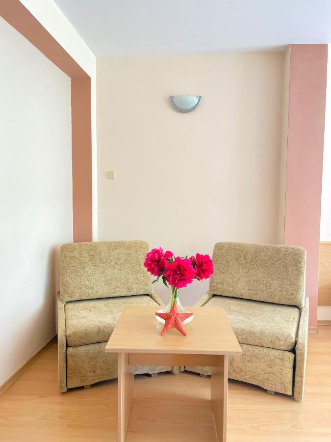 Family Hotel Morska Zvezda Balchik Ngoại thất bức ảnh