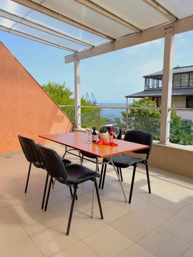 Family Hotel Morska Zvezda Balchik Ngoại thất bức ảnh