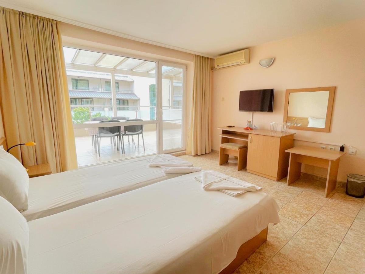 Family Hotel Morska Zvezda Balchik Ngoại thất bức ảnh